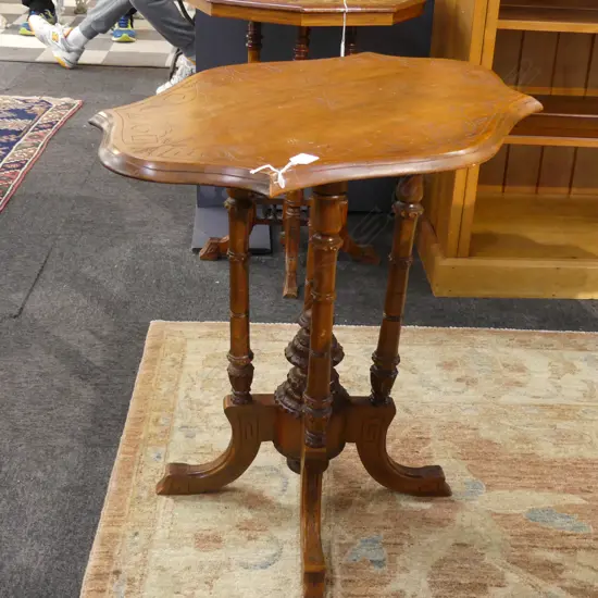 EARLY 20thC KAURI SIDE TABLE w. CARVED DECORATION 750x510x700mm