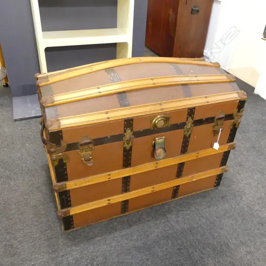 ANTIQUE SARATOGA TRUNK L 870MM