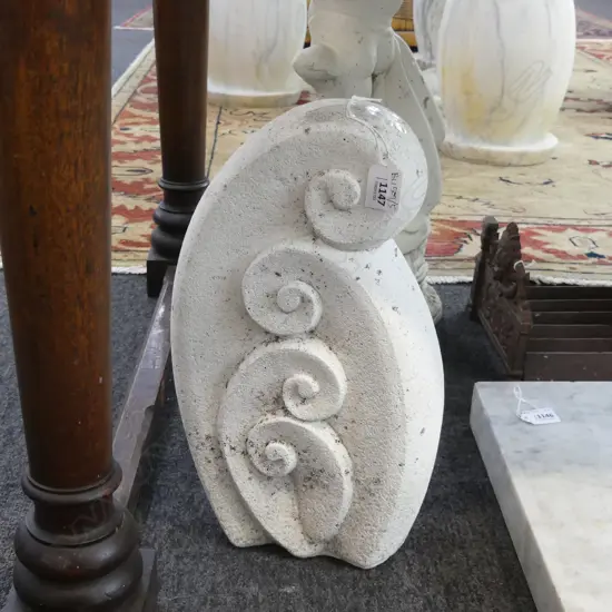 CONCRETE KORU GARDEN ORNAMENT H.370mm