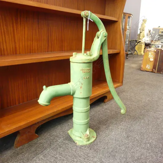 ANTIQUE CAST IRON NZ HAND OPERATED WATER PUMP- CHRISTCHURCH 650mmH 