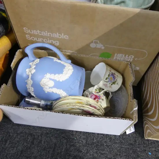 SM BOX ASST WEDGWOOD JASPERWARE, RCD DEMI C&S'S LIMOGES ETC..