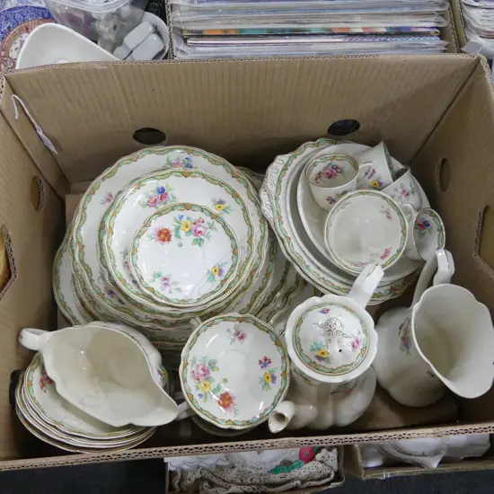 JOHNSON BROS PART DINNER SET 45 PIECES
