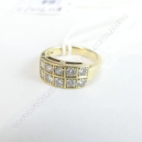 14ct GOLD & 10 DIAMOND RING 5.38gm., SIZE L