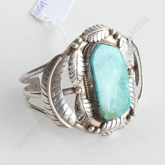 LGE SILVER CUFF W LAPIS PANEL & SCULPTED LEAVES