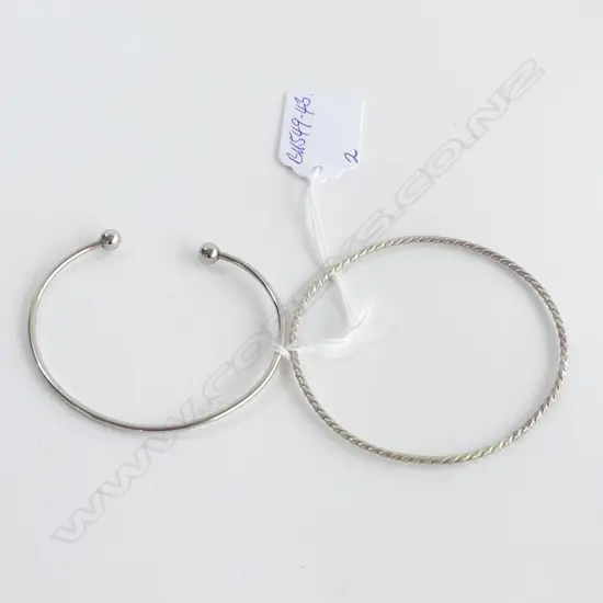 2  SILVER BANGLES: 1 TWISTED