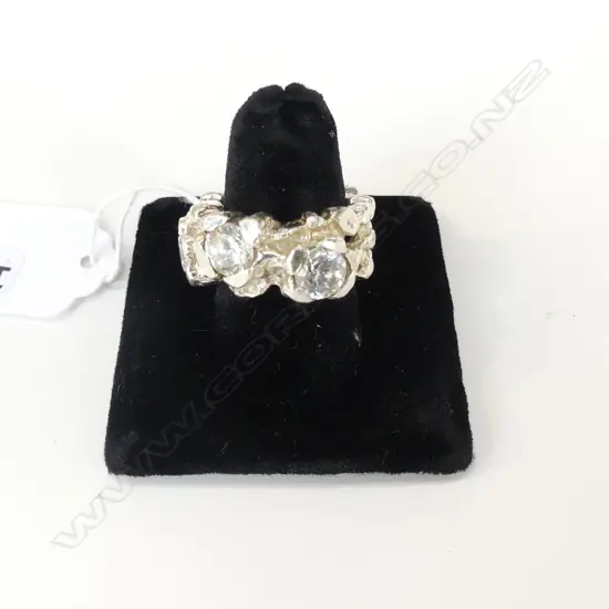 UNUSUAL WIDE BAND & CZ DRESS RING 