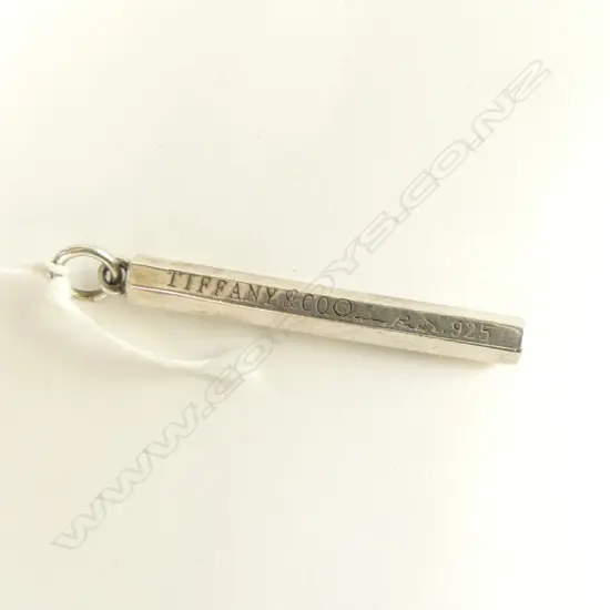 TIFFANY & CO SILVER DESIGNER HEXAGONAL ROD PENDANT
