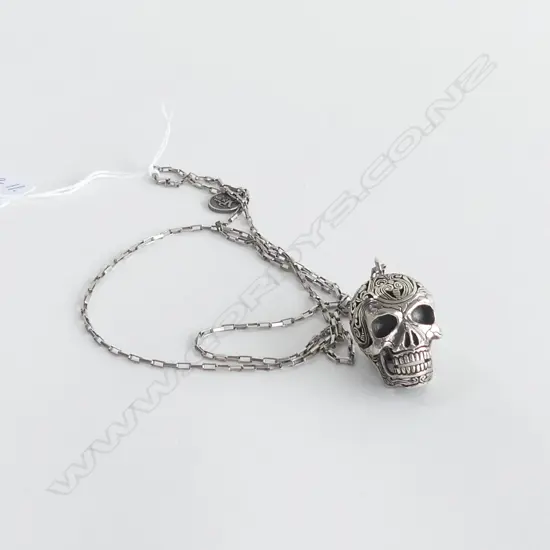 NIK VON K SILVER MEXICAN SKULL PENDANT ON CHAIN
