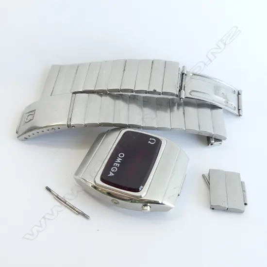 OMEGA RED LED GENTS WATCH C1970 nor running