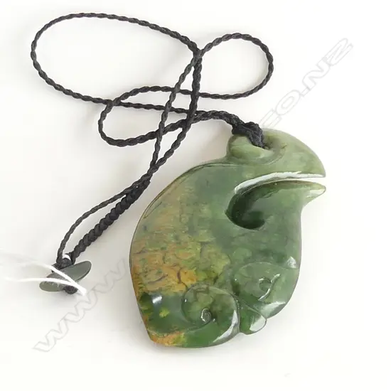 POUNAMU HEI MATAU on CORD.  H.105mm