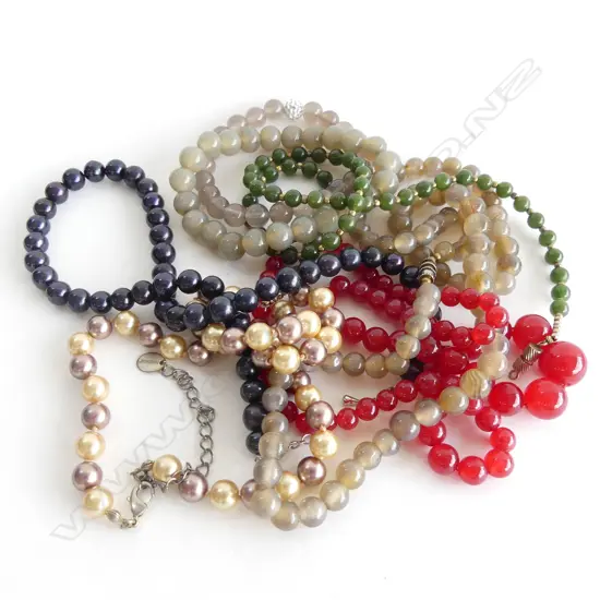 5 BEADED NECKLACES + 2 BRACELETS