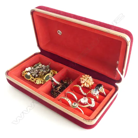 JEWELLERY CASE  ASST OF COSTUME JEWELLERY &(18ct? WEDDER 2.4GMS)