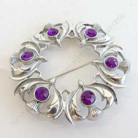 LARGE SILVER TONE SCOTTISH HEATHER & PURPLE STONE BROOCH  DIA.82MM