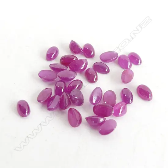 BAG 10 CT RUBY CABOCHONS, ALL SAME SIZE