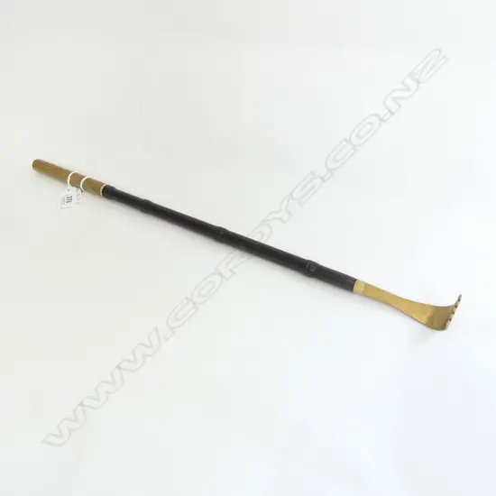 CHINESE ROSEWOOD BACK SCRATCHER L465MM