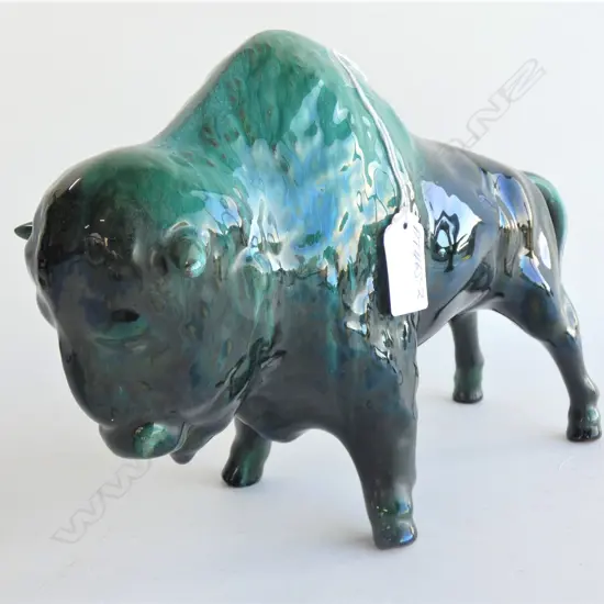 BLUE MOUNTAIN BUFFALO SCULPTURE L.280mm green streaky over dark glaze