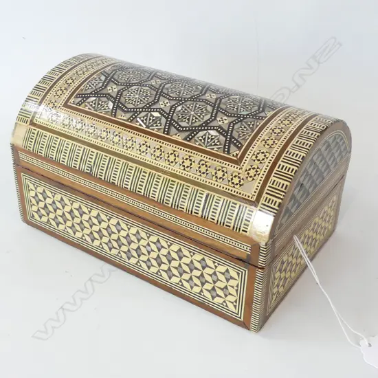 MIDDLE EASTERN INLAID JEWELLERY BOX W.200mm