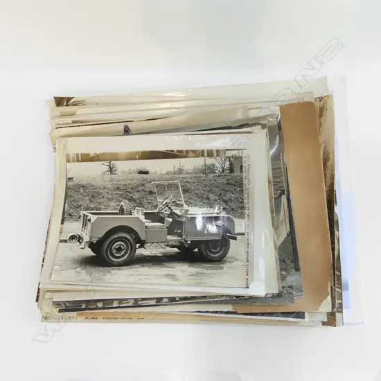 BUNDLE OF HISTORICAL PRESS PHOTOS