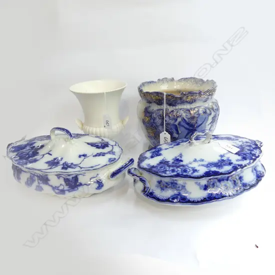 VICTORIAN B/W JARDINIERE + 2 TUREENS +  WHITE WEDGWOOD URN (rim chip) H.175mm