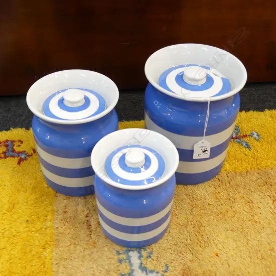 3 T G GREEN CORNISHWARE GRADUATED CANISTERS - LARGEST H. 180MM (Large lid a/f)