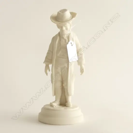 VICTORIAN PARIAN FIGURE LONDON CRIES MAN W BROKEN PIPE ? H.200mm