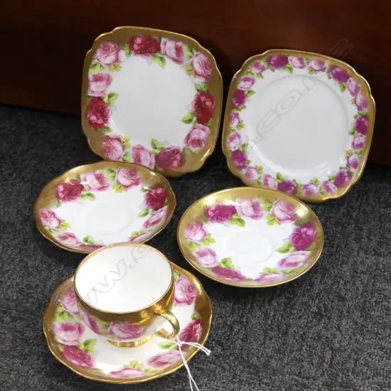 ROYAL ALBERT OLD ENGLISH ROSE GOLD GILD TRIO + 2 SPARE SAUCERS & 1 PLATE