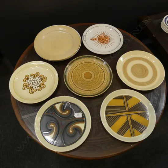 9 ASST CROWN LYNN DINNER PLATES, MOSTLY STONEWARE 