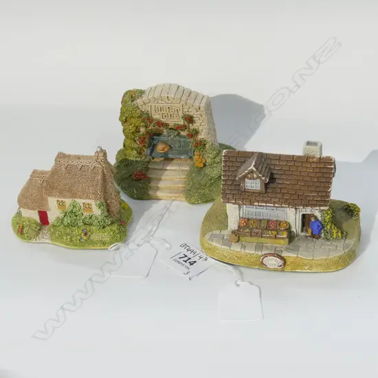 3 SMALL LILLIPUT HOUSES, COUNTRY STORE, PUSSY WILLOW & COSY CORNER 70mm