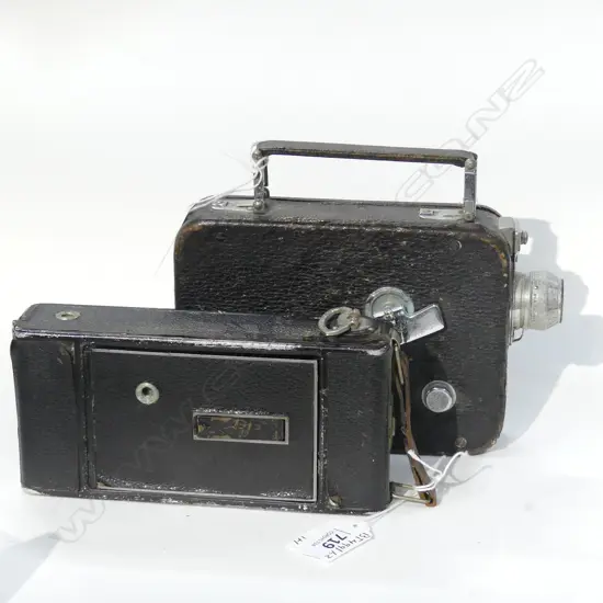 2 VINTAGE CAMERA: AGFA CONCERTINA & KODAK 8mm