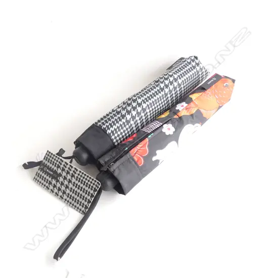 2 DESIGNER BLUNT METRO UMBRELLAS; HOUNDS TOOTH & GOLD FISH