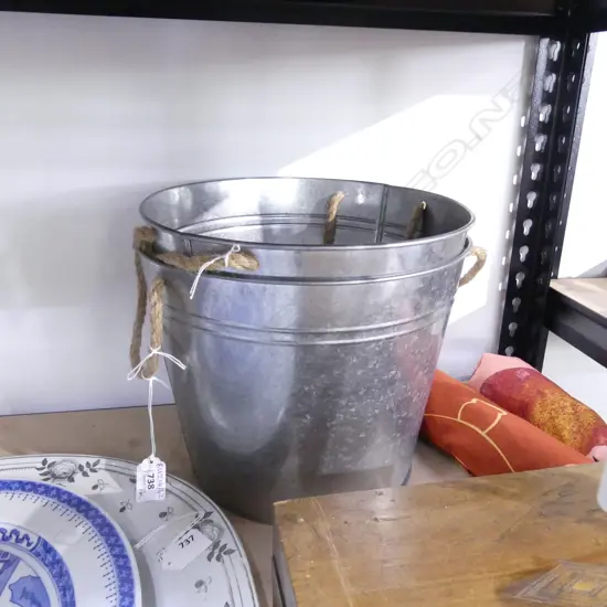 PR METAL CHAMPAGNE BUCKETS w. ROPE HANDLES 290mm dia