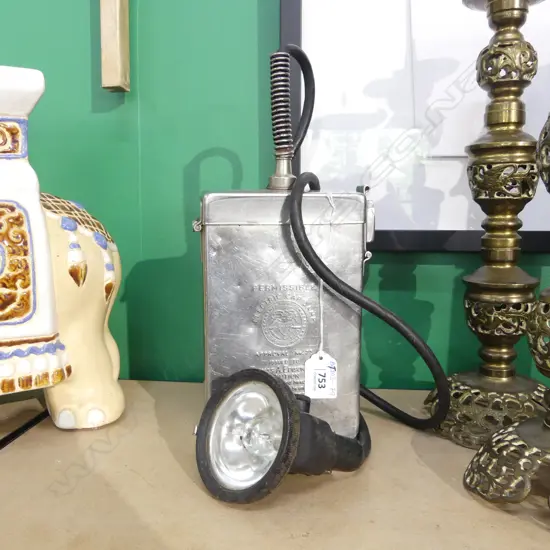 VINTAGE MINERS LAMP - EDISON ELEC. CAP LAMP DEPT OF COMMERCE & BUREAU OF MINES - HEAD LAMP ATTACH. 