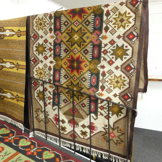 LARGE FLAT WEAVE RUG 2800x1600mm