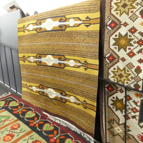 LARGE FLAT WEAVE RUG 2800x1055mm