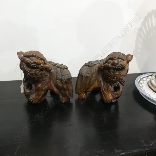 PR CARVED WOODEN FU DOGS H.200mm