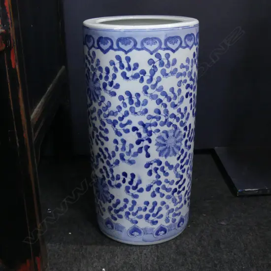 B/W UMBRELLA STAND H.465mm