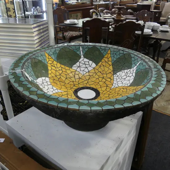 MOSAIC CONCRETE GARDEN FEATURE DIA650 X 300MMH