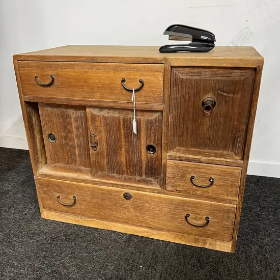 EARLY 20THC JAPANESE BEDSIDE TANSU CHEST 3 drawer 3 door 590 x 295 x 505mm