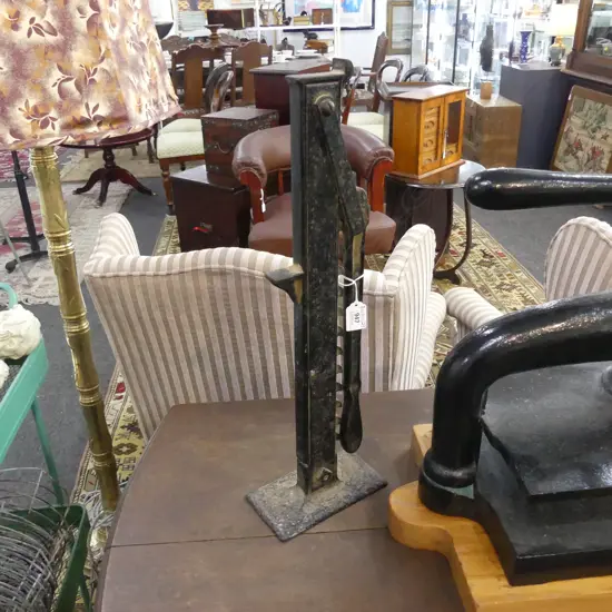 VINTAGE CAST IRON CAR JACK H.520mm