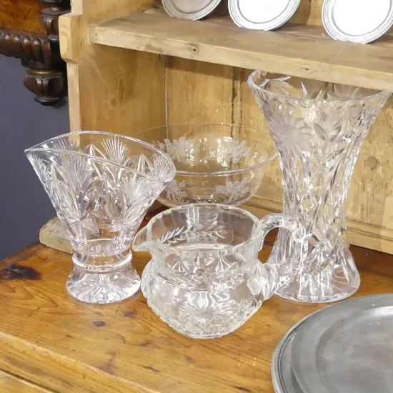 4 PCES CRYSTAL; 3 VASES H.265mm + JUG 