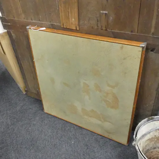 OLD FOLDING FELT TOPPED CARD TABLE (STAINS TO FELT) 