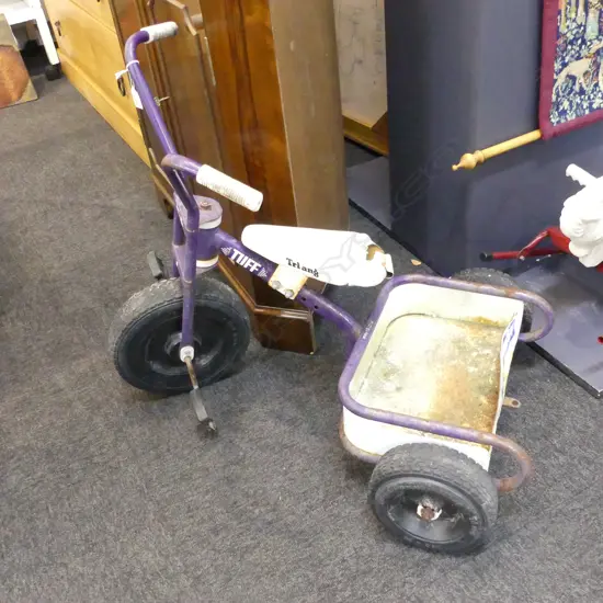 VINTAGE TRI-ANG 'TUFF' KIDS PEDAL TRIKE AF
