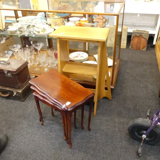 3 NESTING TABLES + RIMU ARTS & CRAFTS STYLE BOOKSHELF H.800mm