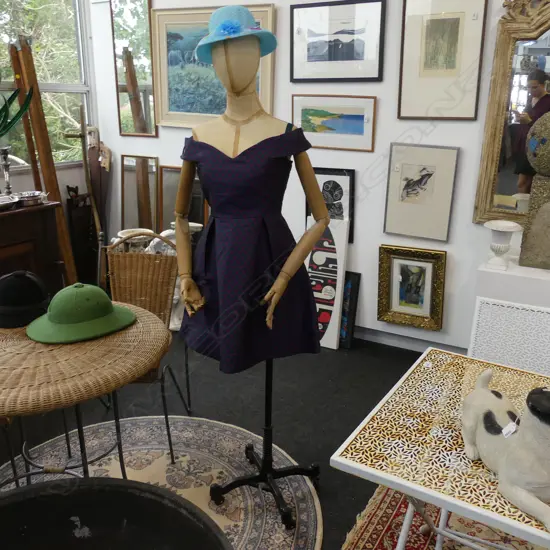 VINTAGE MANEQUIN ON STAND