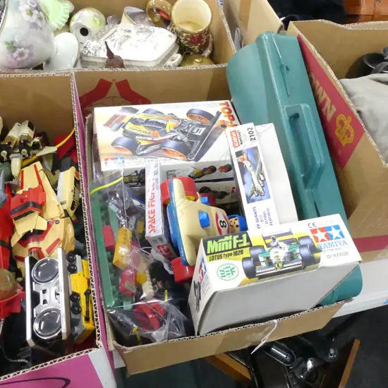 BOX  ASST OLD TOYS, BOXED MODELS, FISHER PRICE TOYS, LEGO LIKE BRICKS ETC..