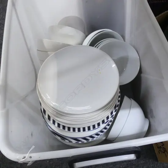 BOX ASSORTED CROCKERY