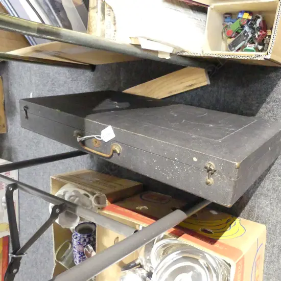 ANTIQUE ZITHER IN CASE