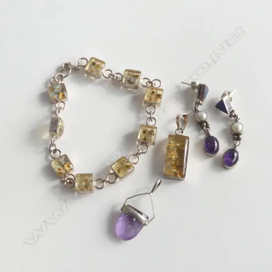 SILVER & ACRYLIC BRACELET & PENDANT + PR GEM SET EARRINGS & AMETHYST PENDANT