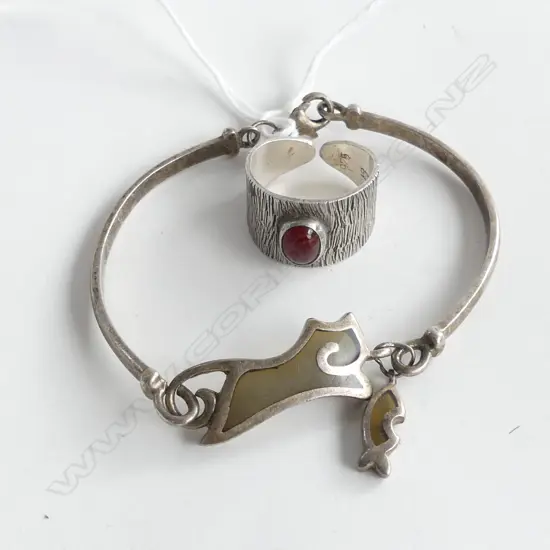 STYLISH SILVER ART JEWELLERY BRACELET & RING