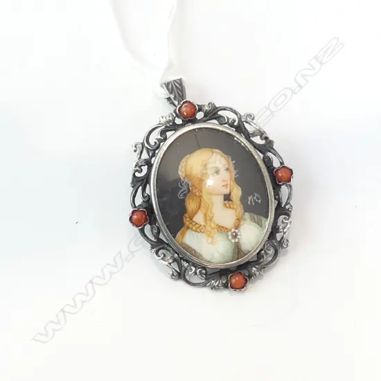800 SILVER HAND PAINTED PORTRAIT PENDANT BROOCH H.40mm